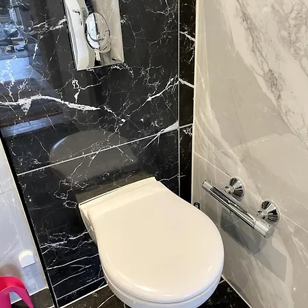 Three Bedrooms With Free Parking Διαμέρισμα Στάβανγκερ